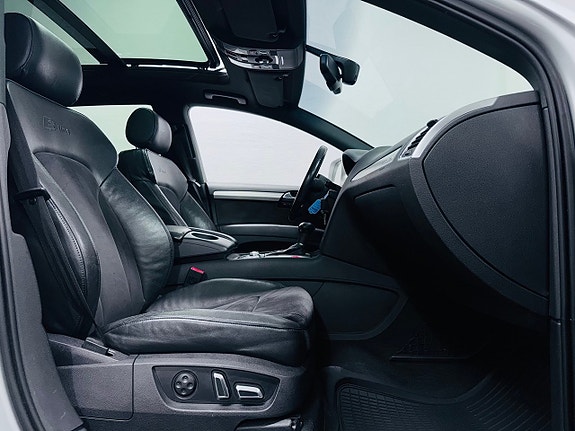 Audi Q7 7 of 27