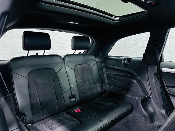 Audi Q7 10 of 27