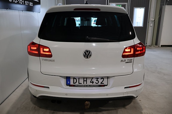 Volkswagen Tiguan 16 of 30