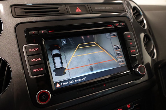Volkswagen Tiguan 10 of 30