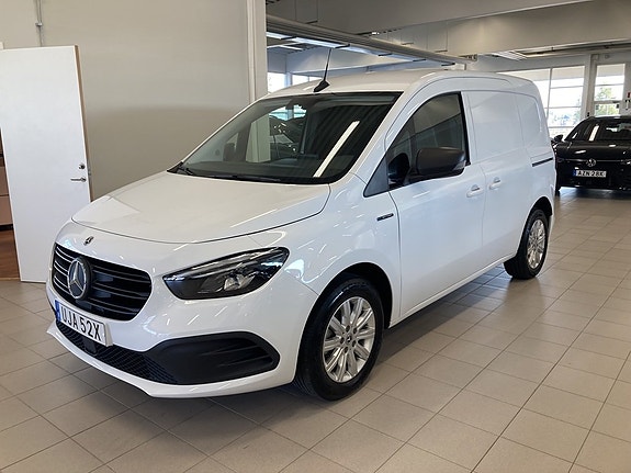 Mercedes-Benz Citan Tourer 3 of 16