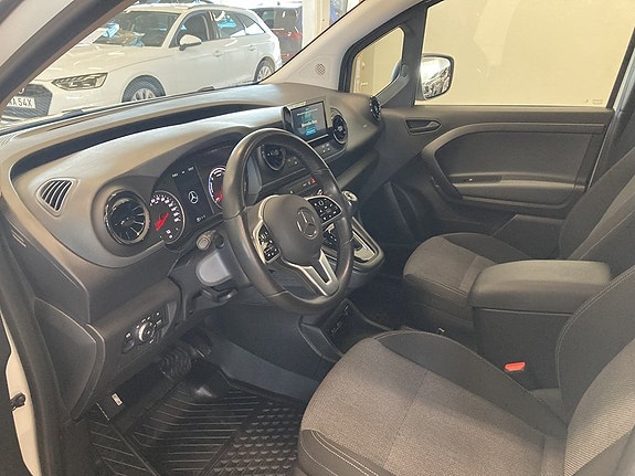 Mercedes-Benz Citan Tourer 6 of 16