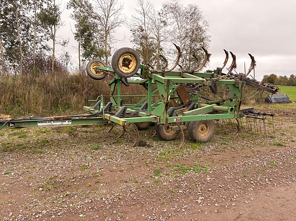 Kultivator JD 680 3 of 5