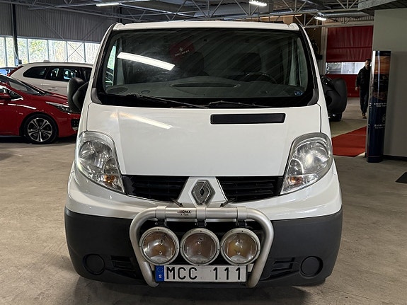 Renault Trafic 2 of 8