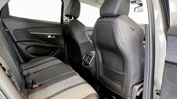 Peugeot 3008 5 of 12