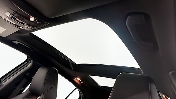Mercedes-Benz GLA220 13 of 13