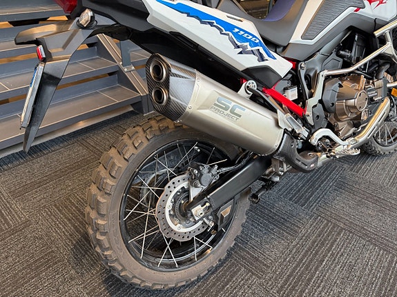 Honda CRF1100 Africa Twin DCT 3 of 10