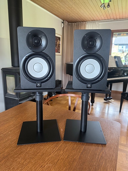 Product image 1 of 5