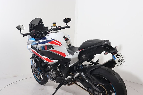 BMW M 1000 XR 6 of 7