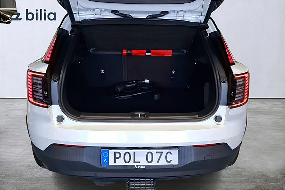 Volvo EX30 11 of 17