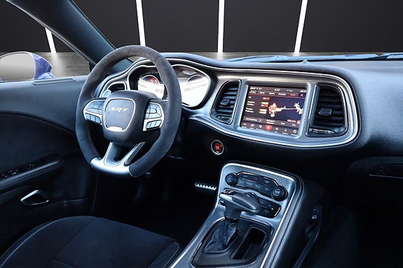 Dodge Challenger 12 of 14