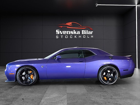 Dodge Challenger 7 of 14