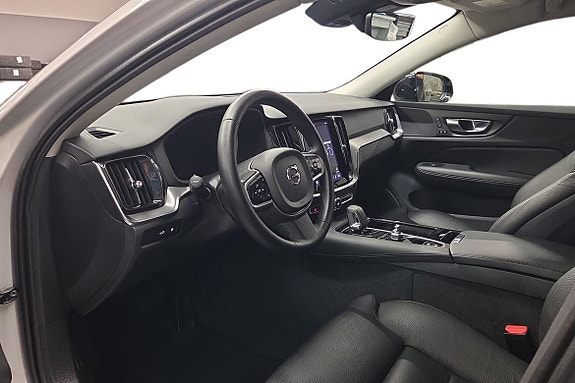 Volvo V60 15 of 23