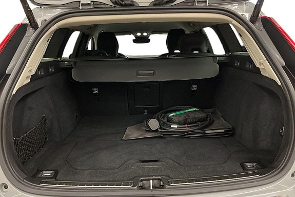 Volvo V60 24 of 28