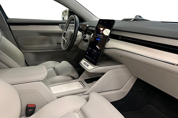 Volvo ES90 11 of 28