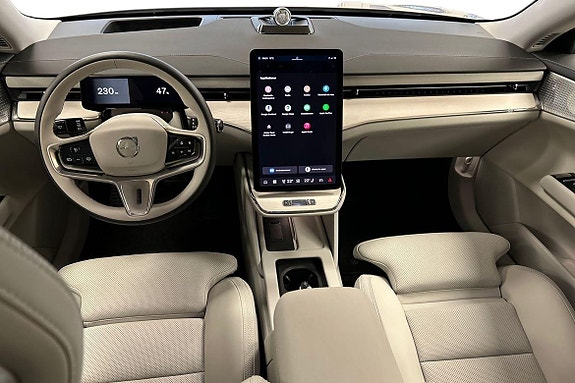 Volvo ES90 14 of 28