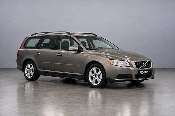Volvo V70 3 of 11