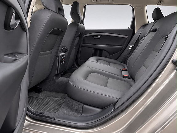 Volvo V70 9 of 11