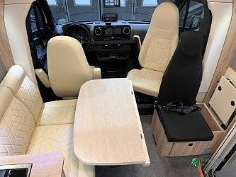 Eura Mobil XTURA 686 EF / 4 Åkande / 3 Sovande 10 of 21