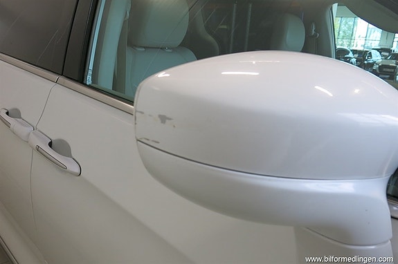 Chrysler Pacifica 21 of 21