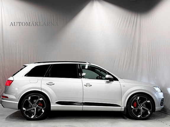 Audi Q7 7 of 26