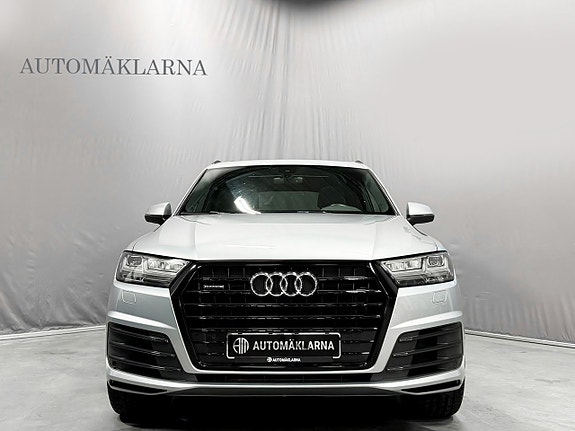 Audi Q7 5 of 26