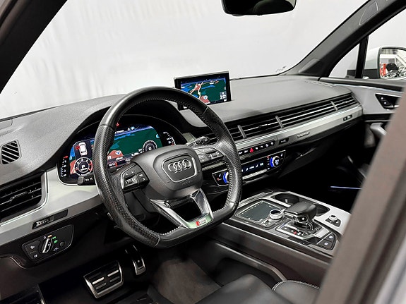 Audi Q7 17 of 26
