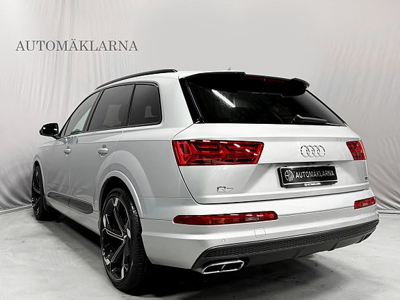 Audi Q7 3 of 26