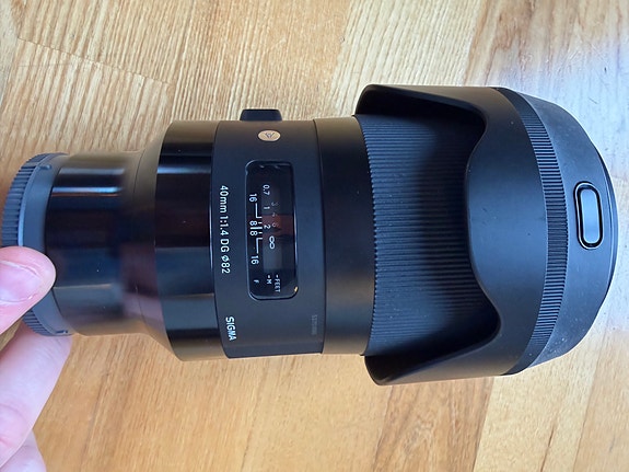 Product image 1 of 3
