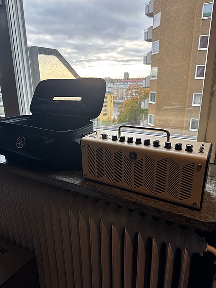 Yamaha THR gitarrförstärkare creme