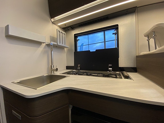 Adria Coral Supreme 670 SL ALDE/5bältes/Ugn/Stort garage 18 of 30
