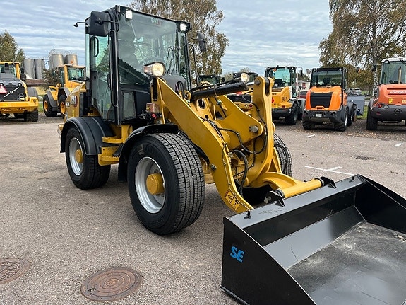 CAT 907 M-22 C-smörj,Nya Däck,35km/h 7 of 8