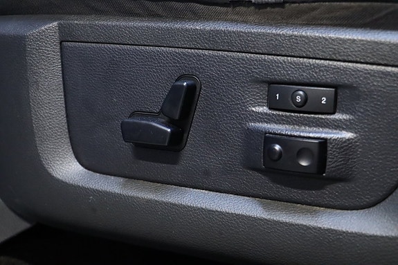 Dodge RAM 1500 12 of 30