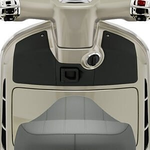 Vespa GTS Beige Avvolgente 6 of 7