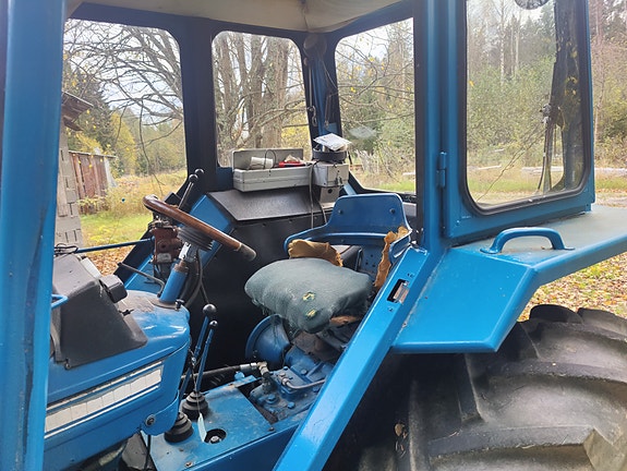 Ford 5000 5 of 7