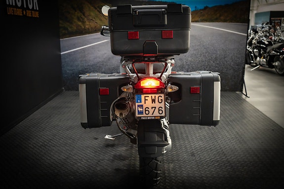 BMW R 1200 GS 8 of 12