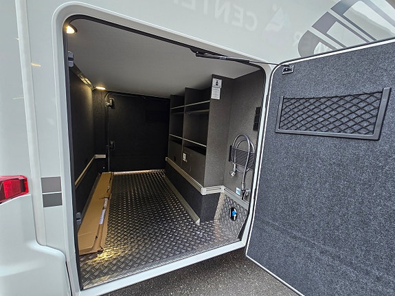 Hymer ML-T 580 Xperience 11 of 12