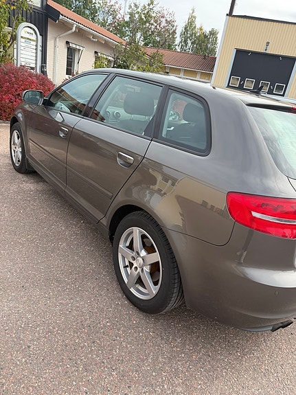 Audi A3 2 of 9