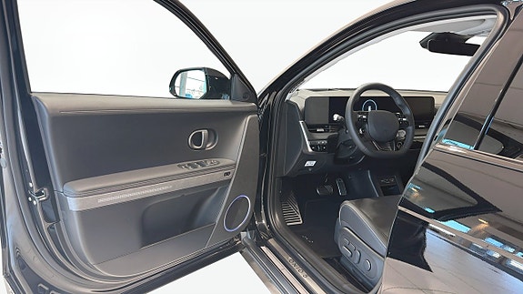 Hyundai Ioniq 5 11 of 12