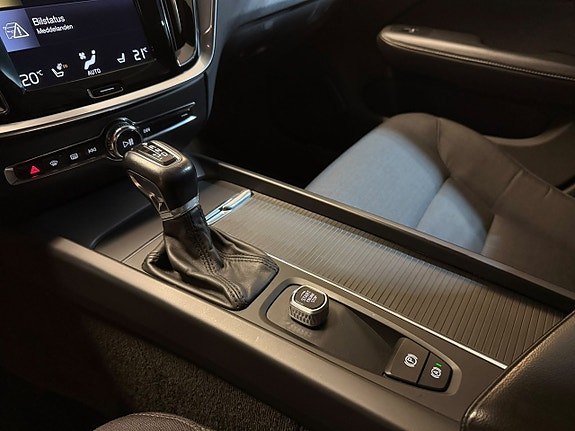 Volvo V60 11 of 19