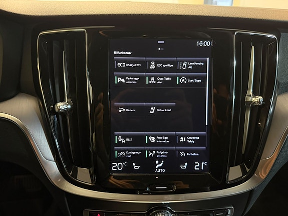 Volvo V60 15 of 19