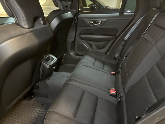 Volvo V60 18 of 19