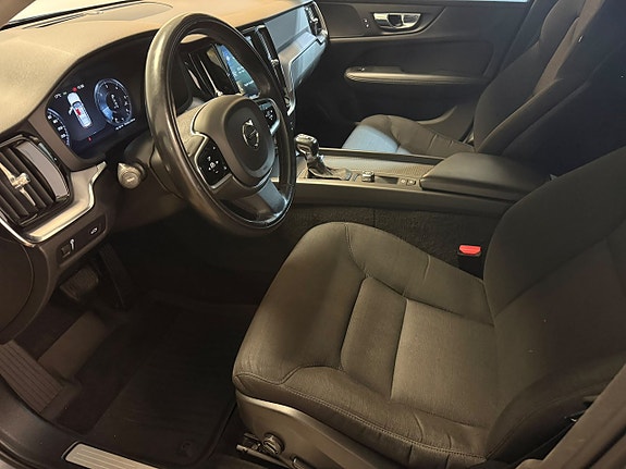 Volvo V60 5 of 19