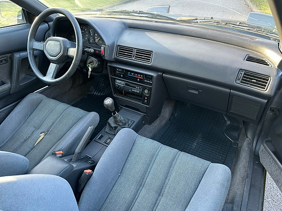 Toyota Celica 8 of 15