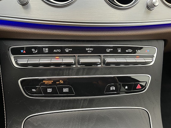 Mercedes-Benz E 220 d 13 of 19