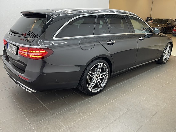 Mercedes-Benz E 220 d 3 of 19