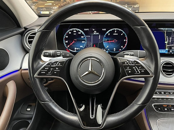 Mercedes-Benz E 220 d 16 of 19