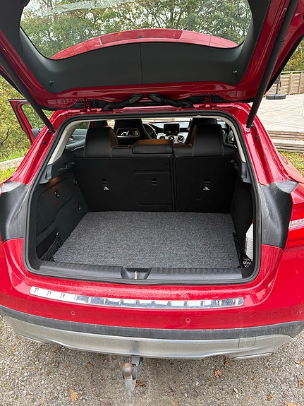 Mercedes-Benz GLA 220 4 of 4