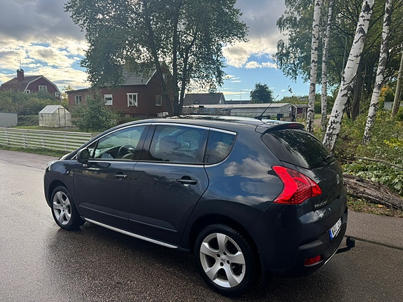 Peugeot 3008 4 of 11