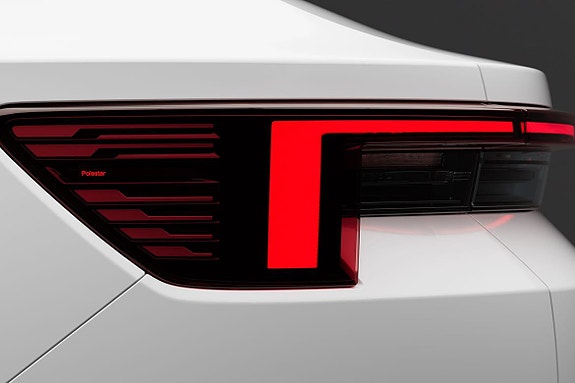 Polestar 4 8 of 20